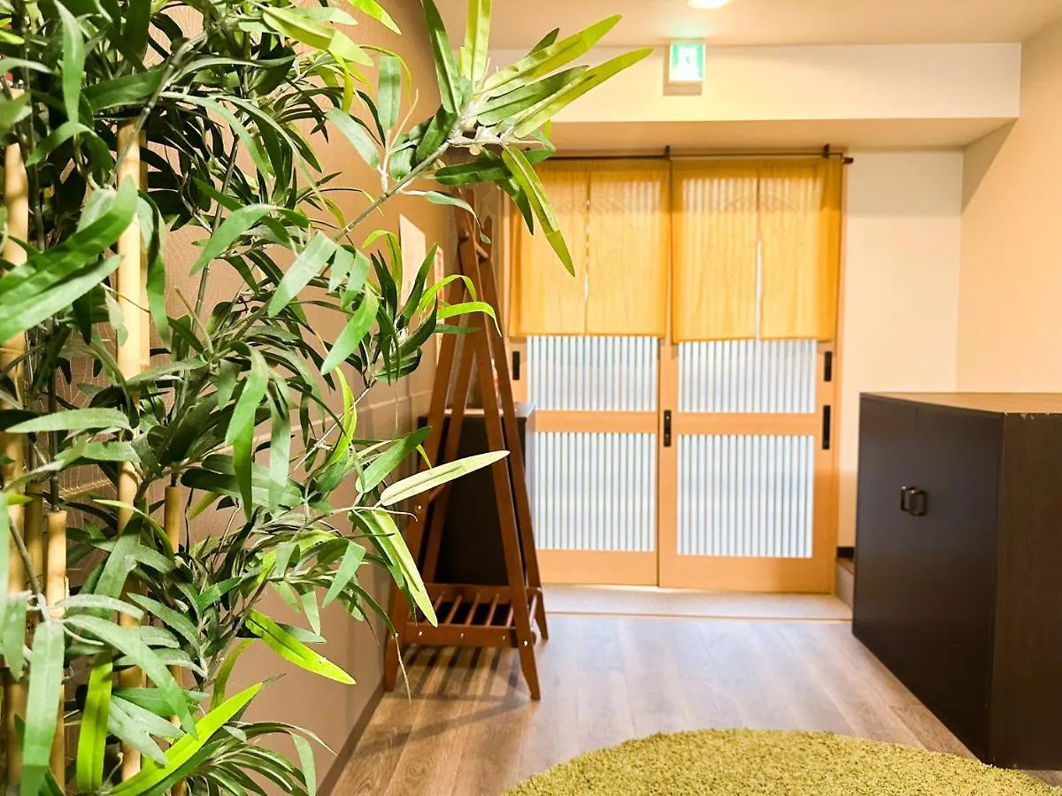 Funhouse-To-101 North Umeda 10Ppl Condo 大阪市 アパート